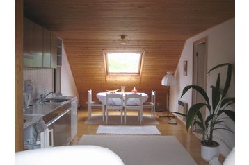 Repubblica Ceca Byt Horní Lochov, Esterno